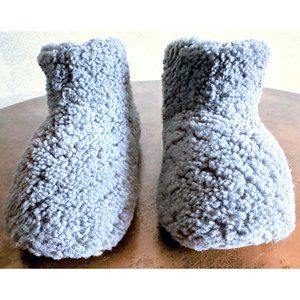 UGG Grey Sherpa Fleece Booties Size 7